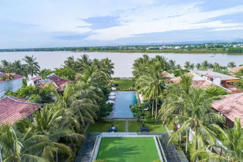 Emerald Hoi An Riverside Resort Избранное Photos