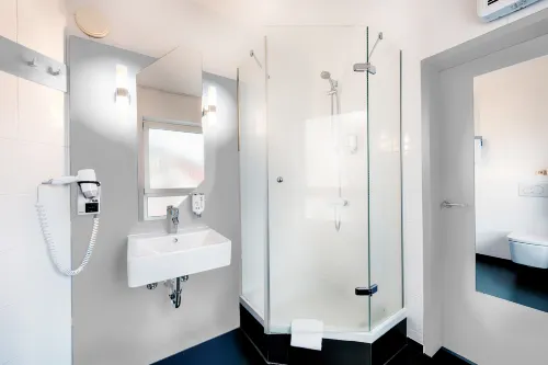 B&B HOTEL Bremen-Altstadt Rum Photos
