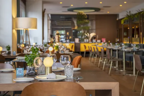 Meliá Milano Restauranger Photos