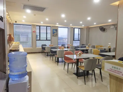 Vienna Hotel (Foshan Lecong Furniture City) Dining Photos