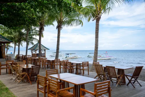 The Grand Villandra Resort Lovina Restauration Photos