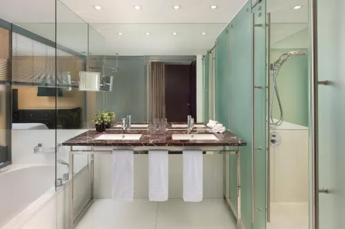 Sheraton Lisboa Hotel & Spa Rooms Photos