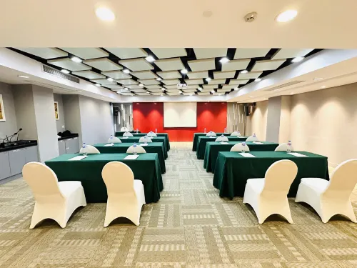 Mason Hotel Business Facilities Photos