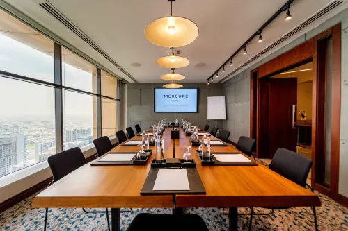 Mercure Dubai Barsha Heights Hotel Suites And Apartments Бизнес-удобства Photos