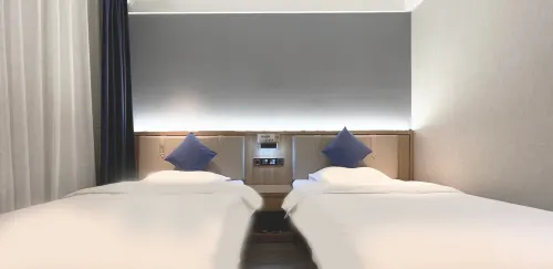 Flowers'Rain Hotel (Beijing Lama Temple Hepingli) Rooms Photos