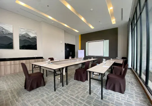 Aviary Bintaro Business Facilities Photos