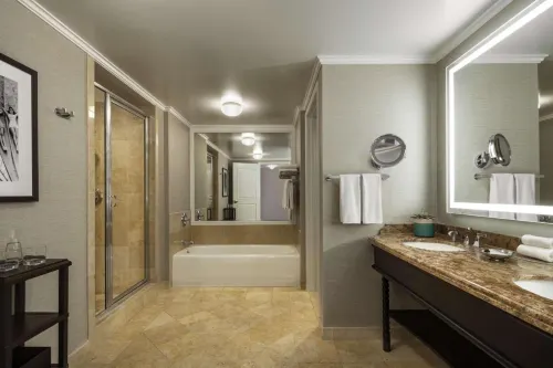 Hyatt Regency Huntington Beach Resort and Spa Rooms Photos