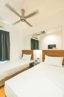 Tune Hotel - Danga Bay Johor Unggulan Photos