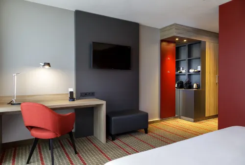 Ramada by Wyndham Amsterdam Airport Schiphol Chambres Photos