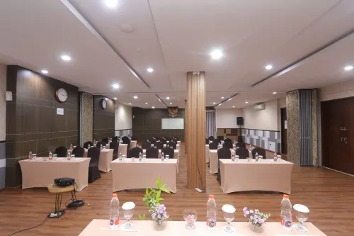 Grand Amira Hotel Fasilitas Bisnis Photos