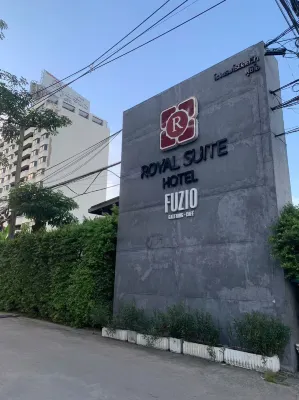 Royal Suite Hotel Bangkok Außen Photos