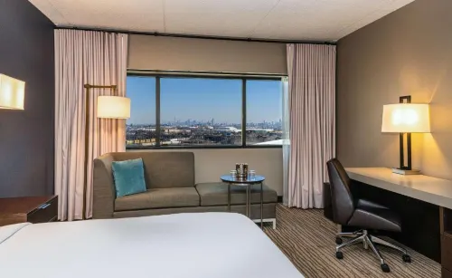 DoubleTree by Hilton Hotel Newark Airport Phòng Photos