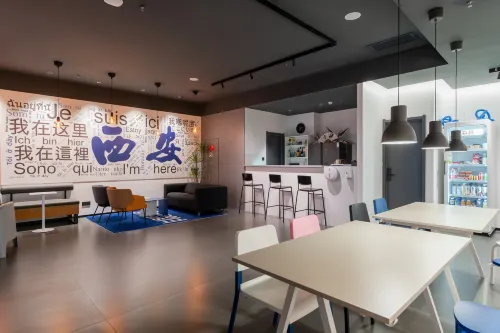 Sifang Space (Xi'an XUST metro station) Public Areas Photos