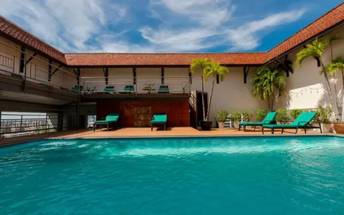 Pinnacle Lumpinee Park Hotel Vapaa-aika ja virkistys Photos