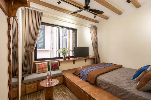 Amazing French VILLA/HK Lake/FREE Laundry Rooms Photos