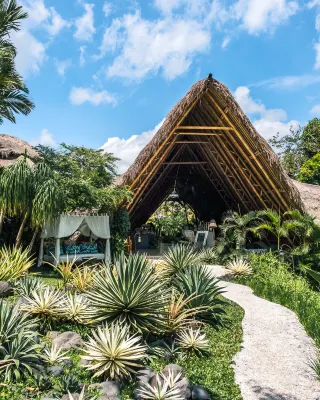 Sandat Glamping tents - luxury hotel Area Publik Photos