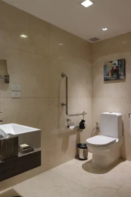 Fairmont Makati Kamar Photos
