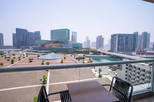 Beach Rotana Rooms Photos