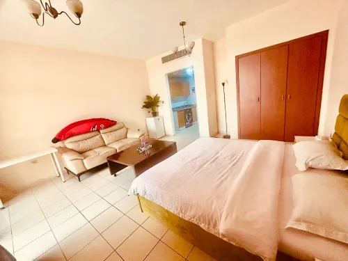(DUBAI) LU-INN Photos