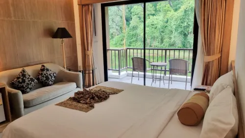 Tinidee Golf Resort at Phuket Chambres Photos