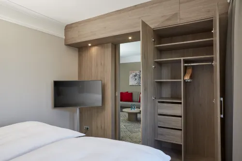 H4 Hotel Hannover Messe Rooms Photos