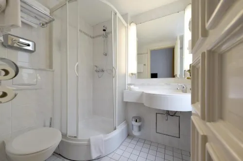Leonardo Hotel Berlin KU'Damm Camere Photos