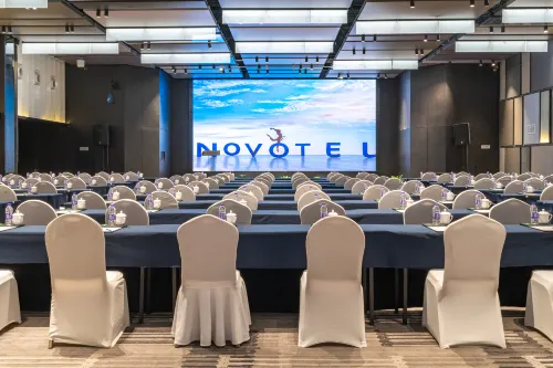 Novotel Zhengzhou  Convention  Center Espaces Affaires Photos
