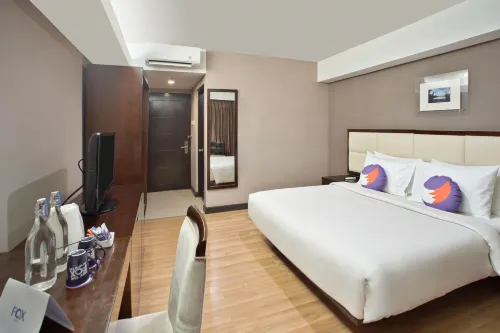 Fox Hotel Gorontalo Kamar Photos