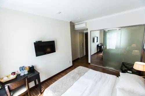 The Alcove Library Hotel Rooms Photos