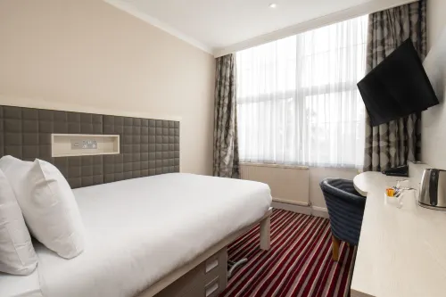 London Croydon Aerodrome Hotel, BW Signature Collection Rooms Photos