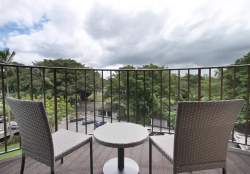 Hilo Hawaiian Hotel, Trademark Collection by Wyndham Huoneet Photos