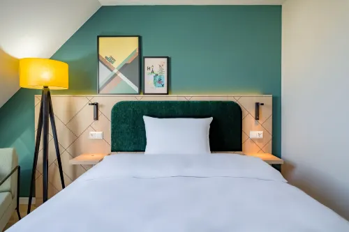 Spark by Hilton Stuttgart Sindelfingen Rooms Photos