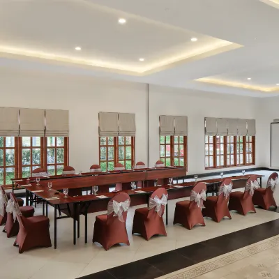 Joglo Ageng Guci Tegal 비즈니스 시설 Photos