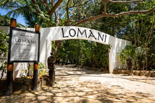 Lomani Island Resort & Spa Exterior Photos