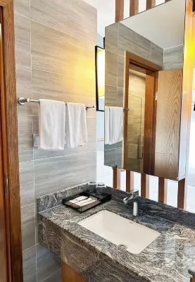 Yun He Ye Bo Hotel (Wuxi Lingshan Grand Buddha Nianhua Bay) Photos