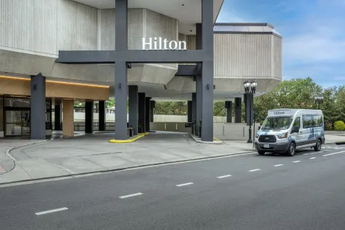 Hilton Arlington National Landing Exterior Photos