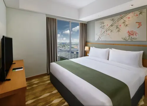 Holiday Inn & Suites Jakarta Gajah Mada Kamar Photos