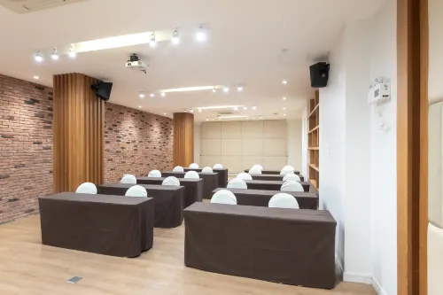 The Proud Exclusive Hotel Espaces Affaires Photos