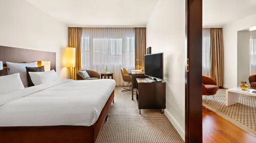 Crowne Plaza Berlin City Centre Zimmer Photos