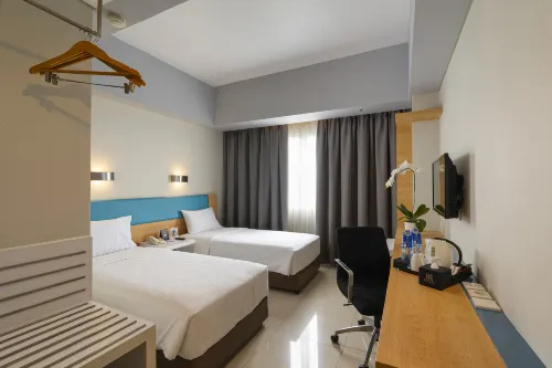 BATIQA Hotel Karawang Kamar Photos