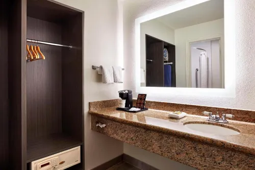 Best Western Plus Meridian Inn & Suites, Anaheim-Orange Chambres Photos