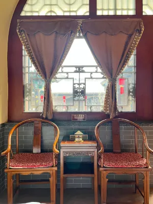 Chong Ning Castle Hotel Rooms Photos