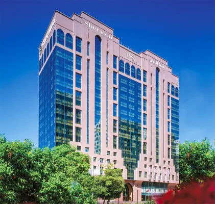 Sheraton Khalidiya Hotel Избранное Photos