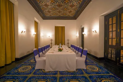 Hotel Yak & Yeti Fasilitas Bisnis Photos