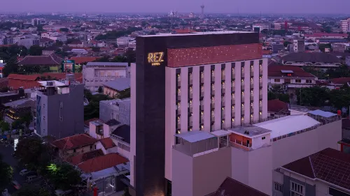 REZ Hotel Da non perdere Photos