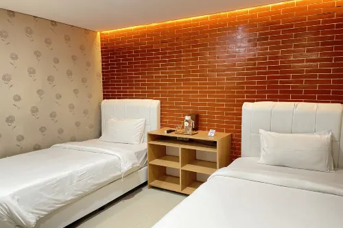 Hotel Lengkong 2 الغرف Photos