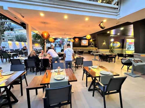 Tonoz Beach Hotel Dining Photos