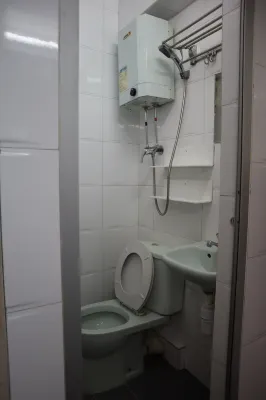 HOLLYWOOD GUESTHOUSE Rooms Photos