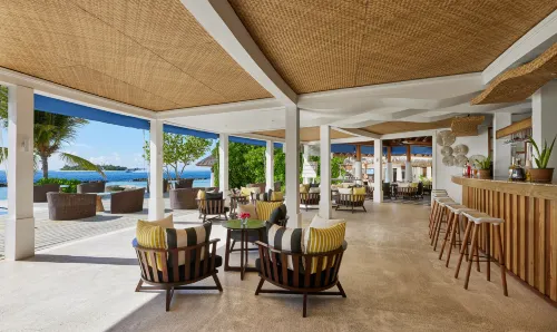 NH Maldives Kuda Rah Resort Питание Photos