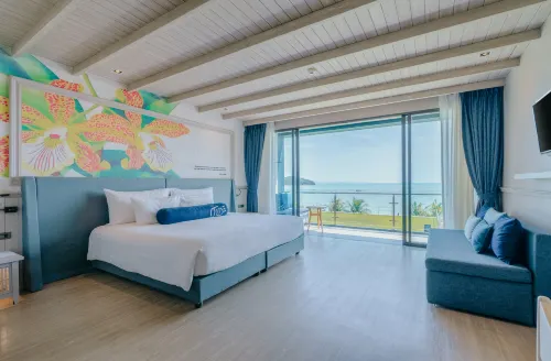 Hotel Tide Phuket Beach Front Rooms Photos